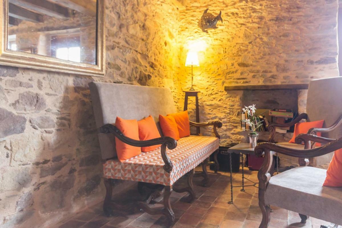 Topaze Sejour Chez Le Vigneron Monnieres  外观 照片